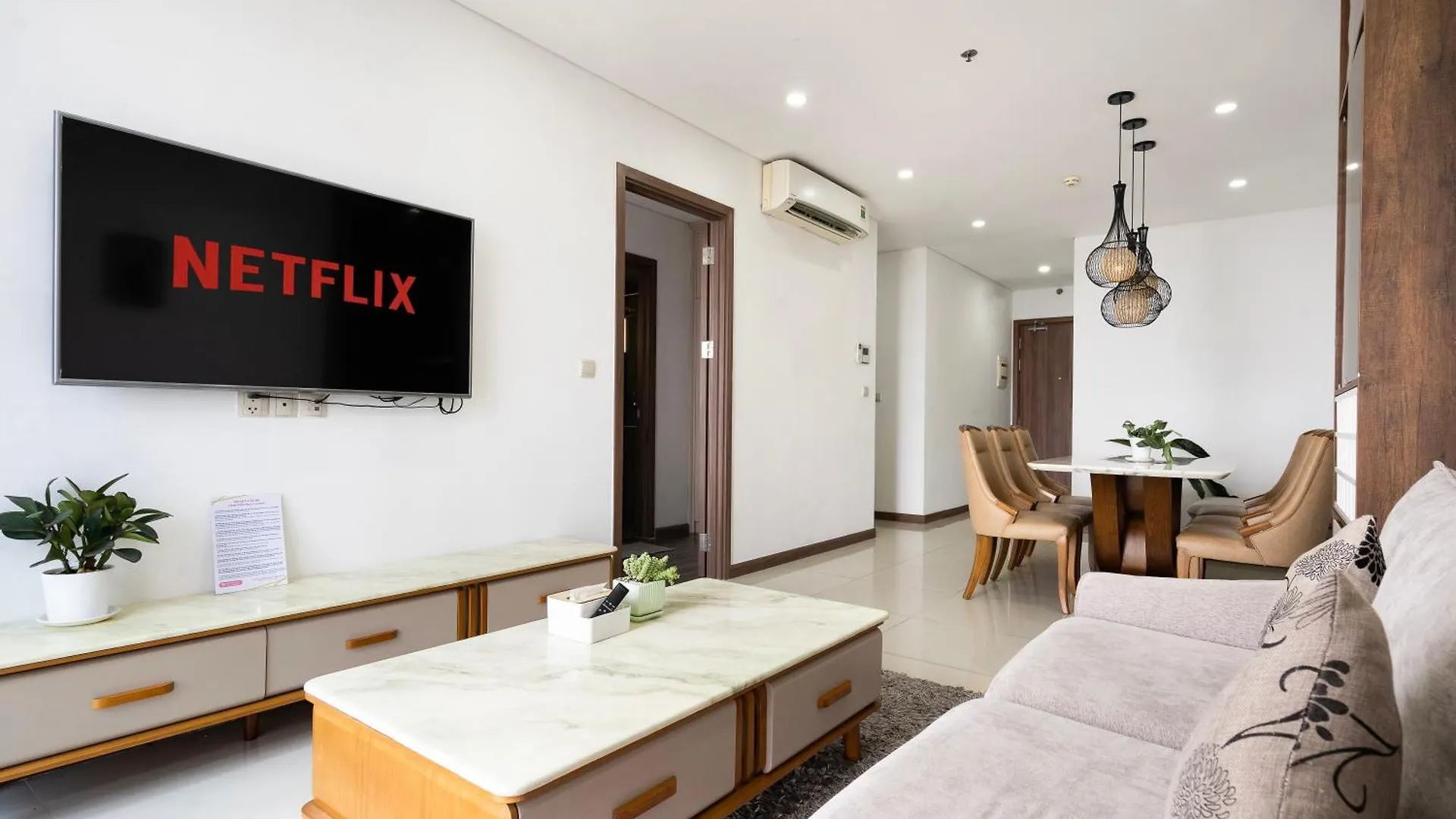 Ni House - Hado Centrosa 2 Phong Ngu Apartment Ho Chi Minh City Vietnam
